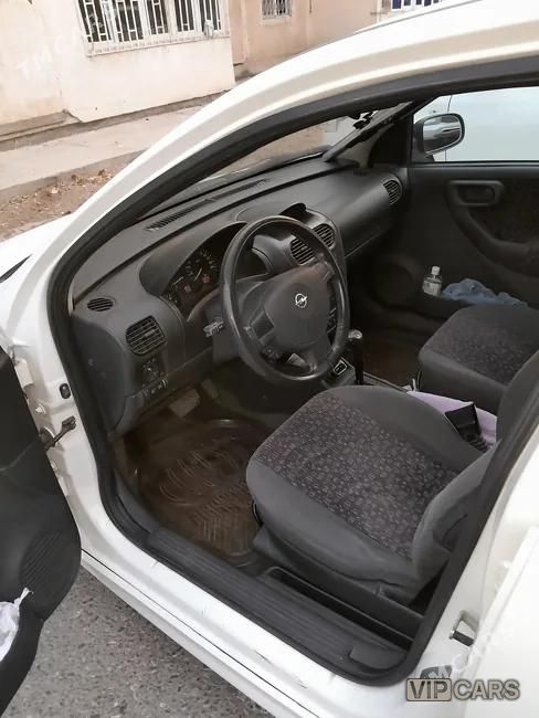 Opel Vita, 2001