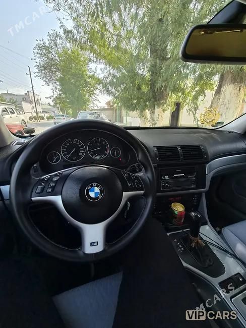 BMW 530, 2002