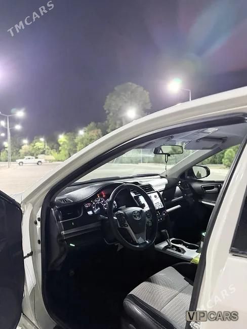Toyota Camry, 2013