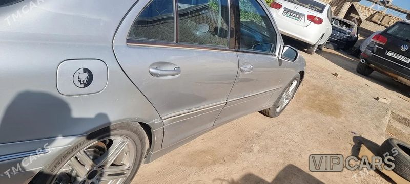 Mercedes-Benz C350, 2006