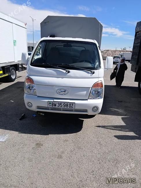 Kia Bongo, 2011