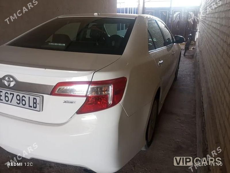 Toyota Camry, 2012