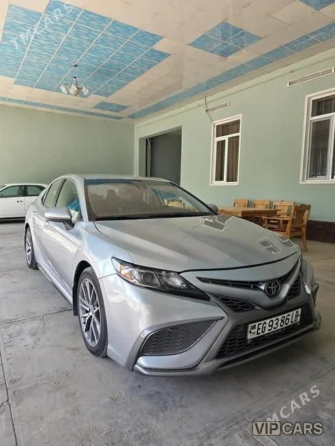 Toyota Camry, 2021
