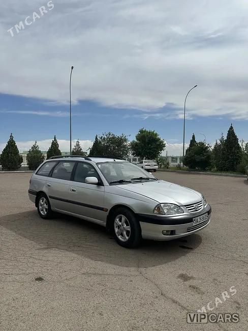 Toyota Avensis, 2002