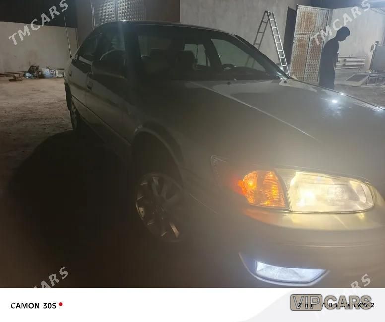 Toyota Camry, 1999
