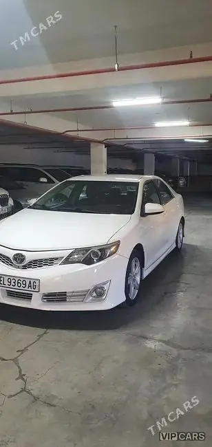Toyota Camry, 2013 — фото 1
