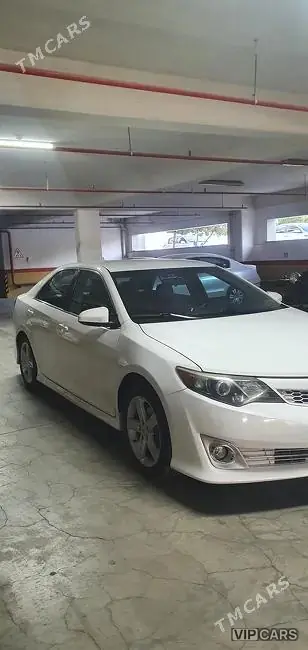 Toyota Camry, 2013 — фото 2