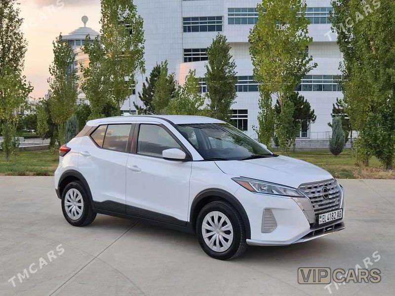 Nissan Versa, 2022