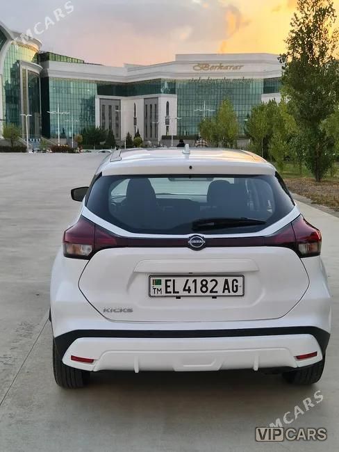 Nissan Versa, 2022