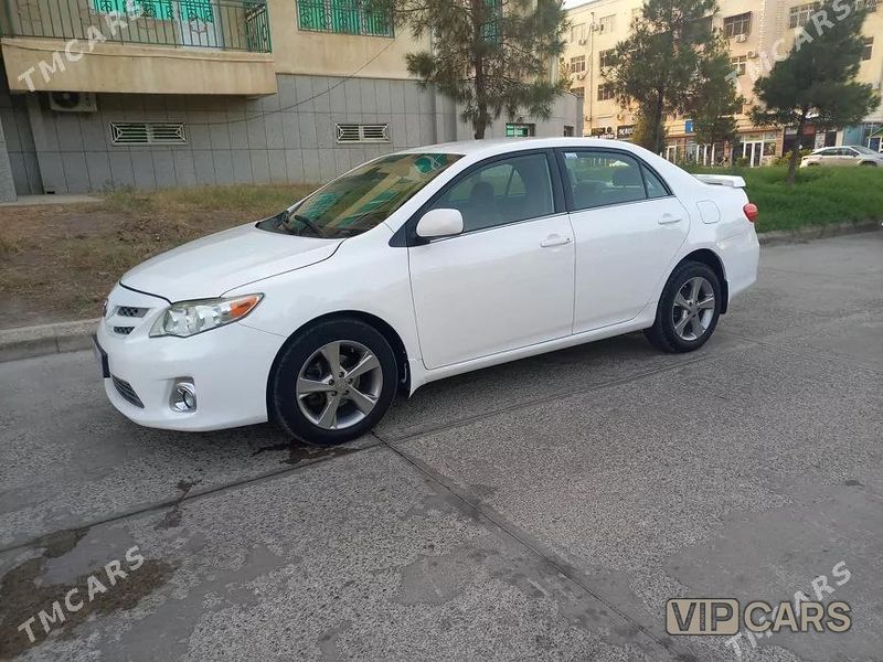 Toyota Corolla, 2011