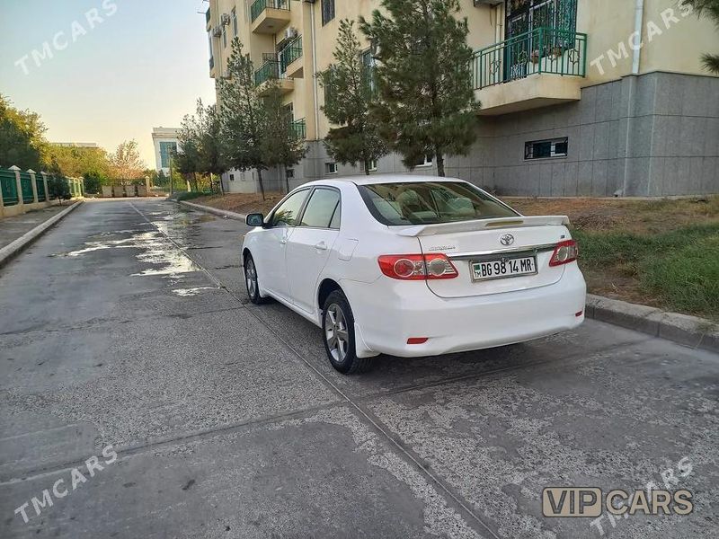 Toyota Corolla, 2011