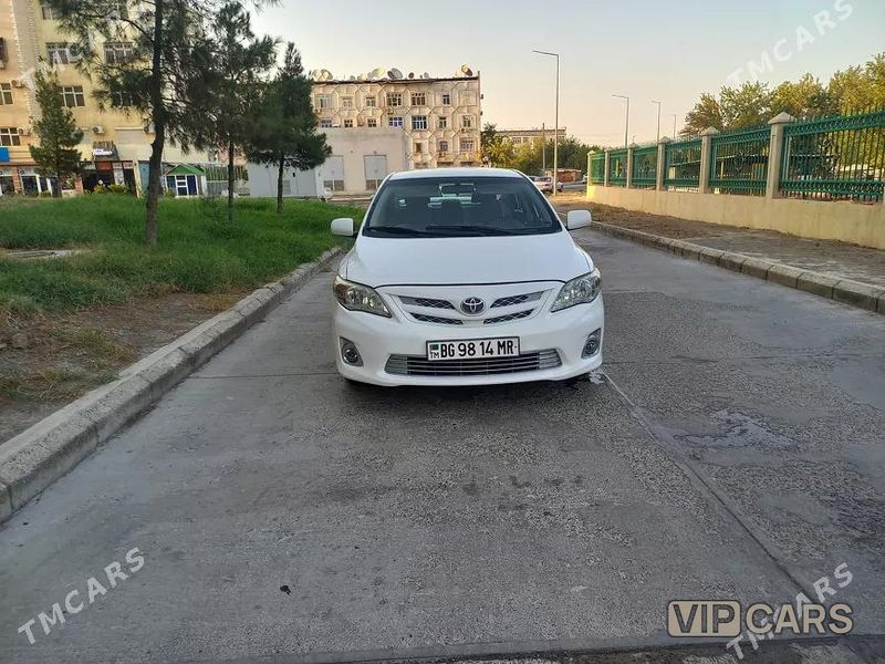 Toyota Corolla, 2011
