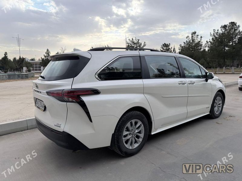Toyota Sienna, 2021