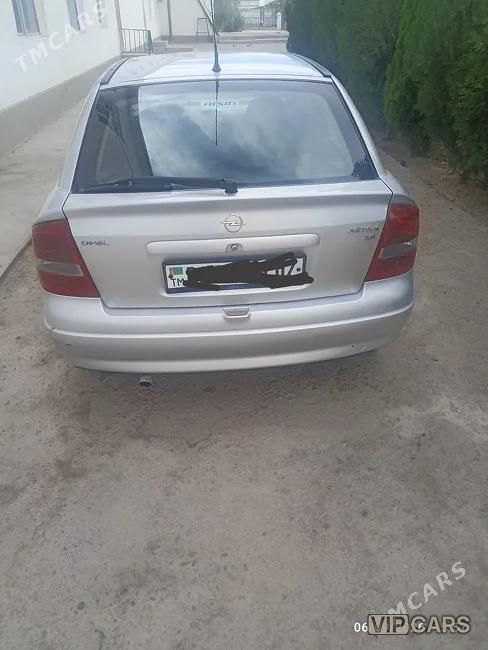 Opel Astra, 2001