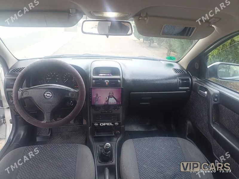 Opel Astra, 2001