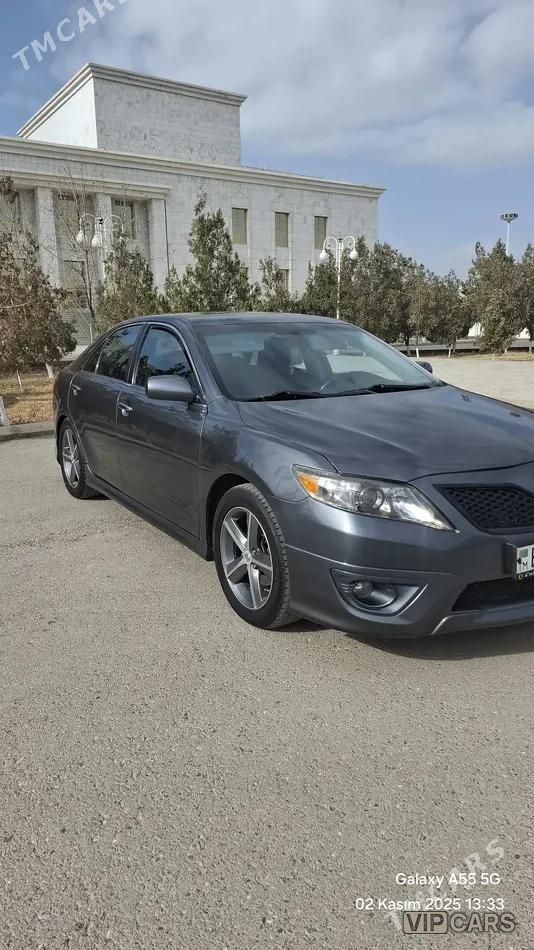 Toyota Camry, 2010