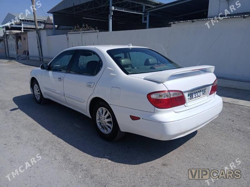 Infiniti I30, 2001