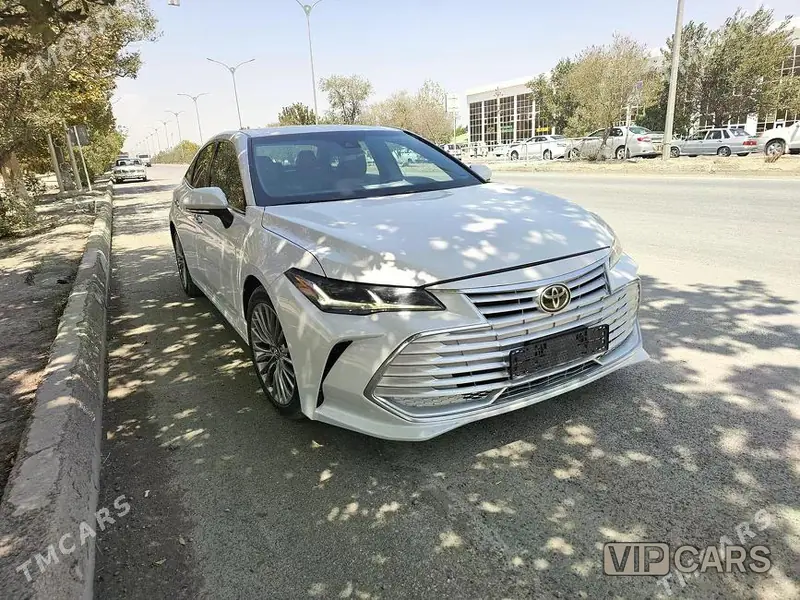 Toyota Avalon, 2020 — фото 1