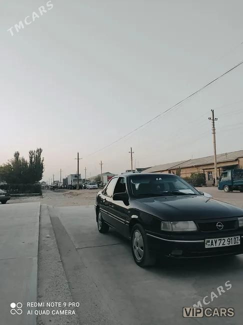 Opel Vectra, 1993