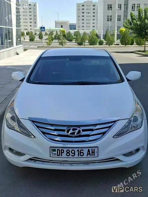 Hyundai Sonata, 2010 — фото 1