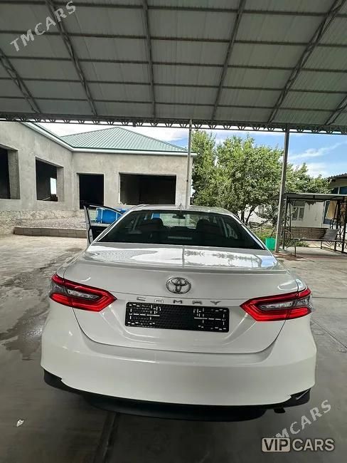 Toyota Camry, 2022