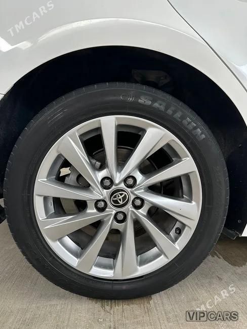 Toyota Camry, 2022