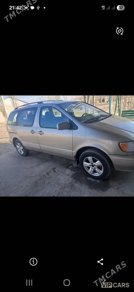 Toyota Sienna, 2002