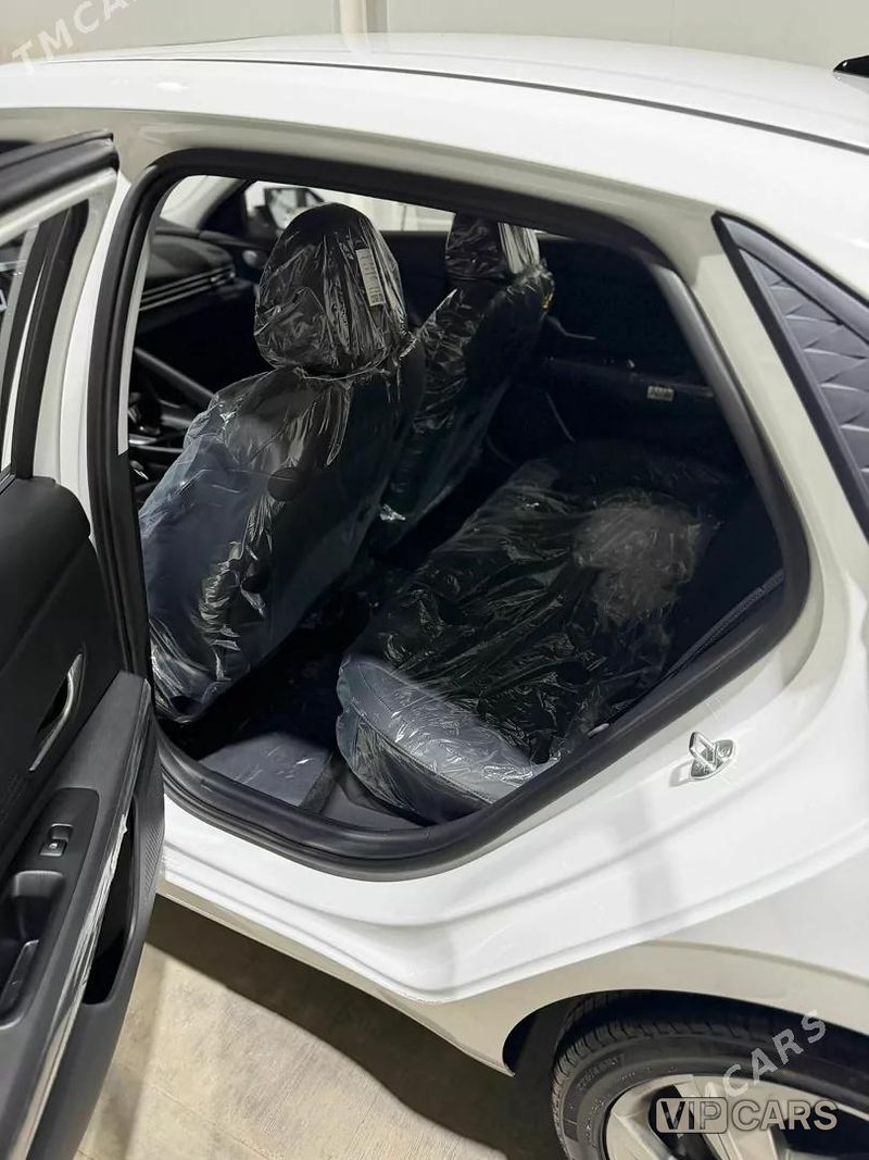 Hyundai Elantra, 2026