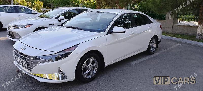Hyundai Elantra, 2021
