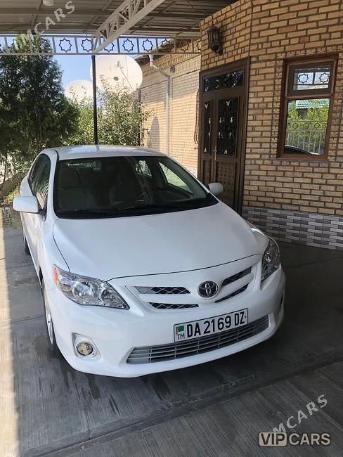 Toyota Corolla, 2011