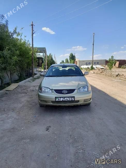 Toyota Avensis, 2002