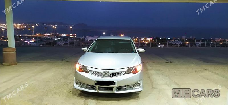 Toyota Camry, 2013