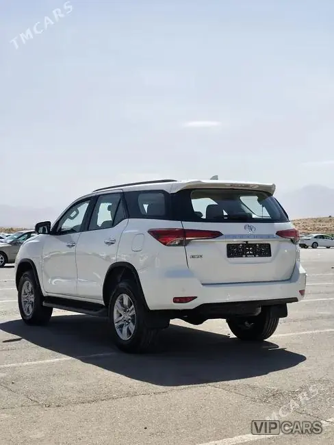 Toyota Fortuner, 2022 — фото 5