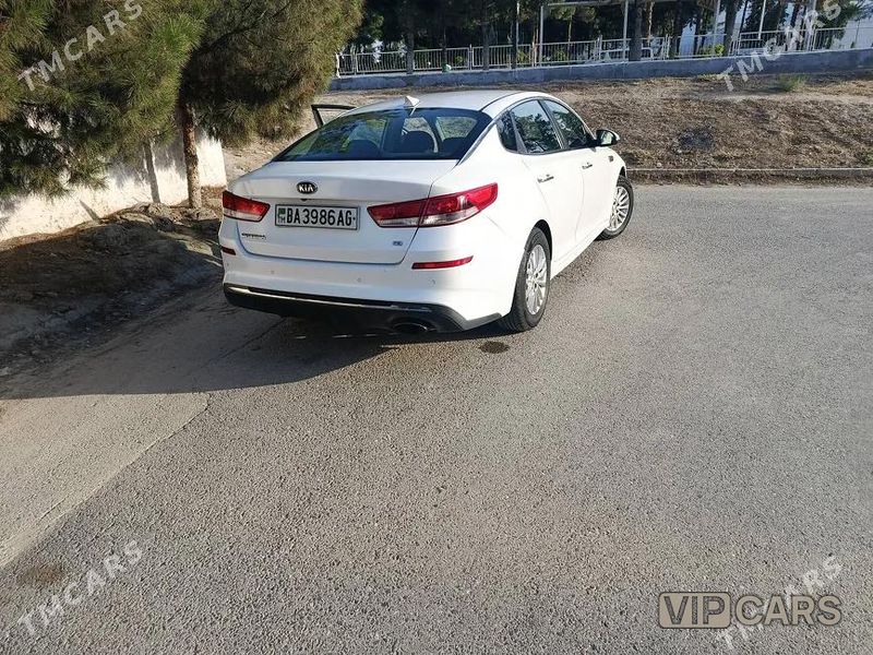 Kia Optima, 2018