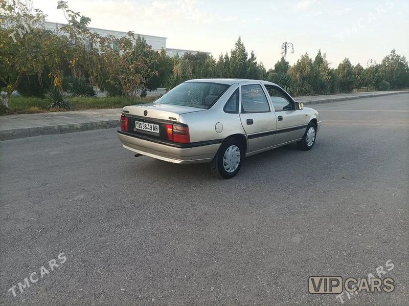 Opel Vectra, 1991