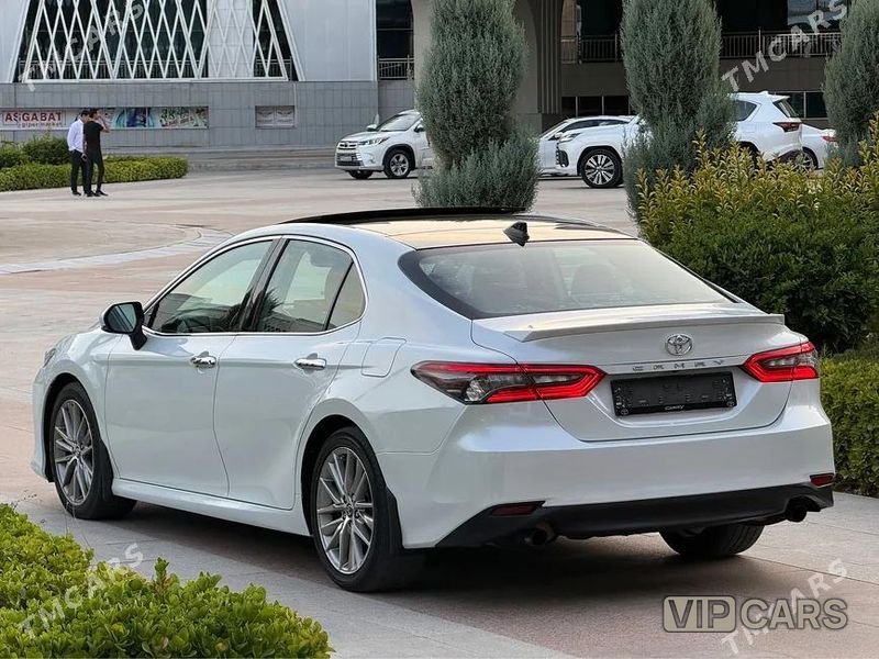Toyota Camry, 2022