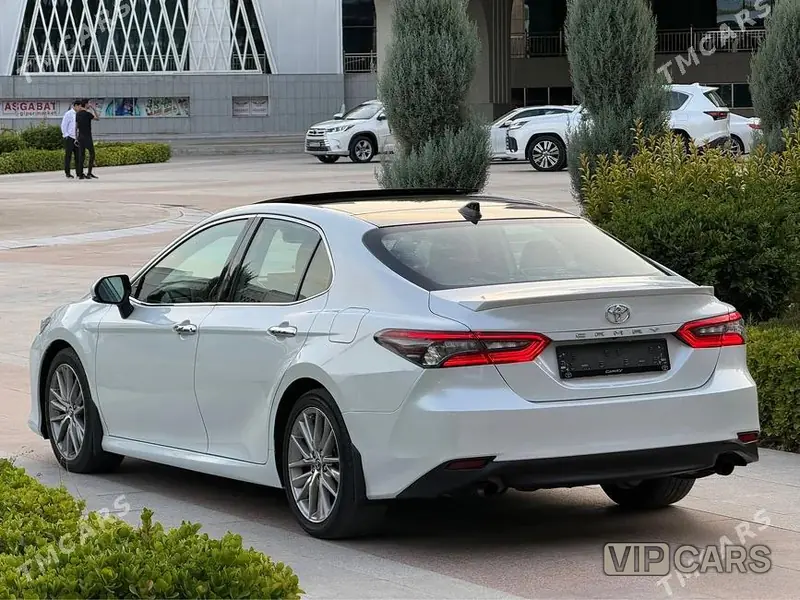 Toyota Camry, 2022 — фото 5