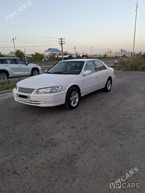 Toyota Camry, 2000