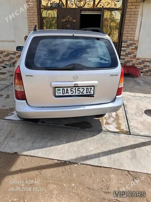 Opel Astra, 2001