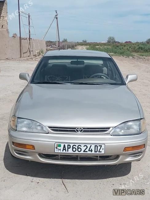 Toyota Camry, 1996
