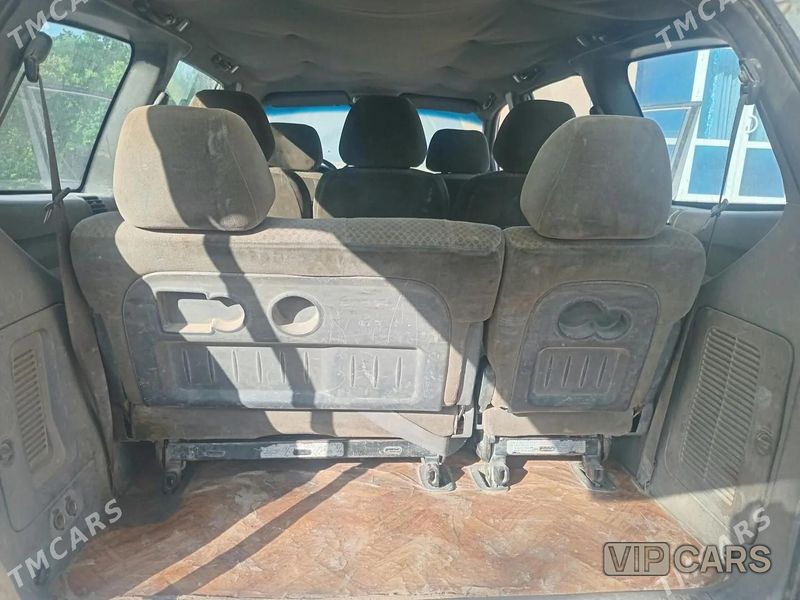 Hyundai Trajet, 2002