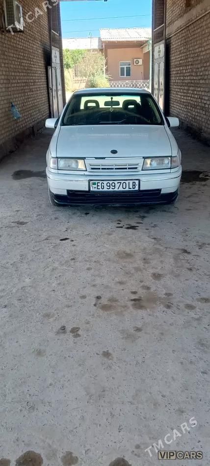 Opel Vectra, 1990