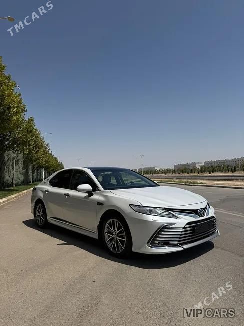 Toyota Camry, 2023