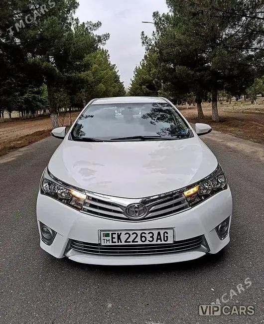 Toyota Corolla, 2015 — фото 1