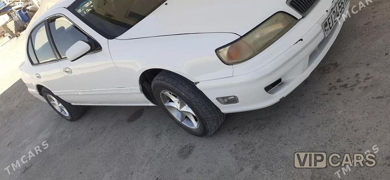 Nissan Cefiro, 1999