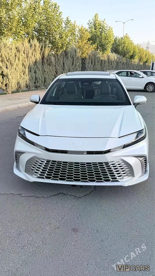 Toyota Camry, 2025
