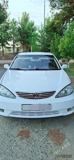 Toyota Camry, 2003