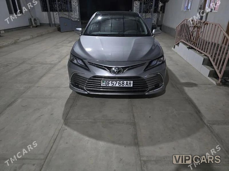Toyota Camry, 2023