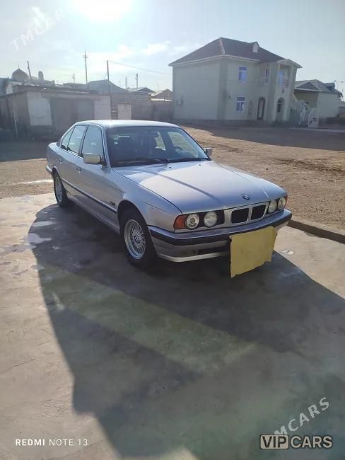 BMW 525, 1993