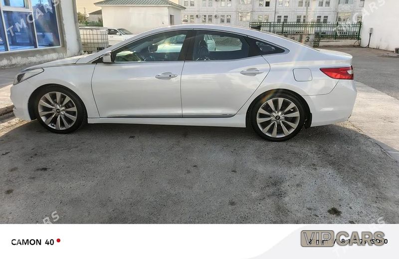 Hyundai Azera, 2011